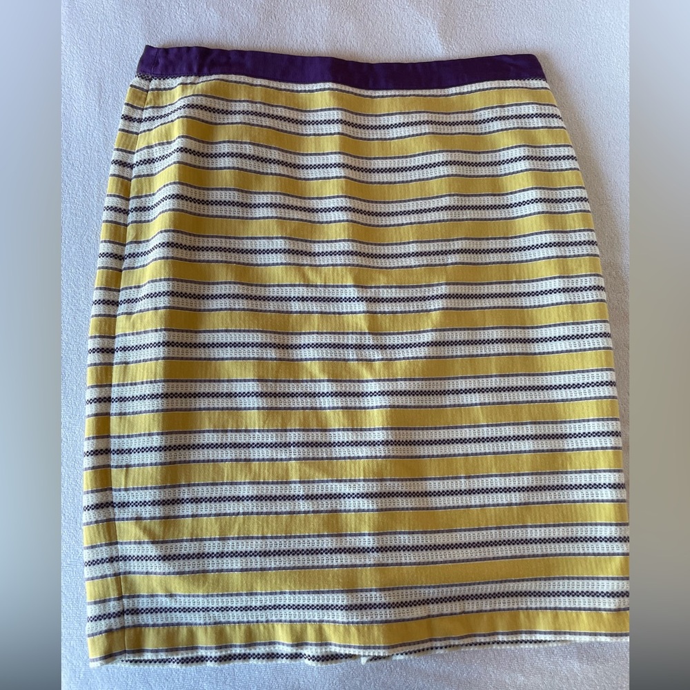 Boden Pencil Skirt, Size 10, beautiful fabric,, yellow/white /purple stripe
